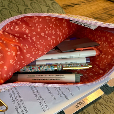 Bible Binder Zipper Pouch - Retro Flowers - The James Method