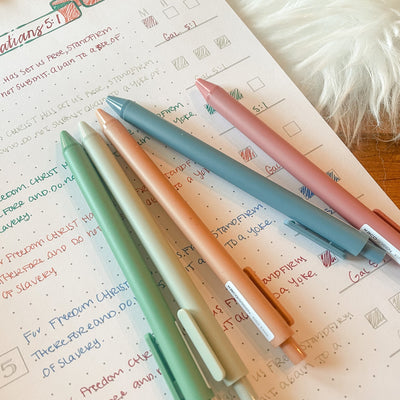 NEW Colorful Gel Pen Pack